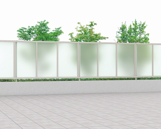 南向きの窓近くにオススメ 暗くならない目隠しフェンス 採光目隠し 庭ファン 新築外構 エクステリア工事を賢く安くできるお得情報を配信