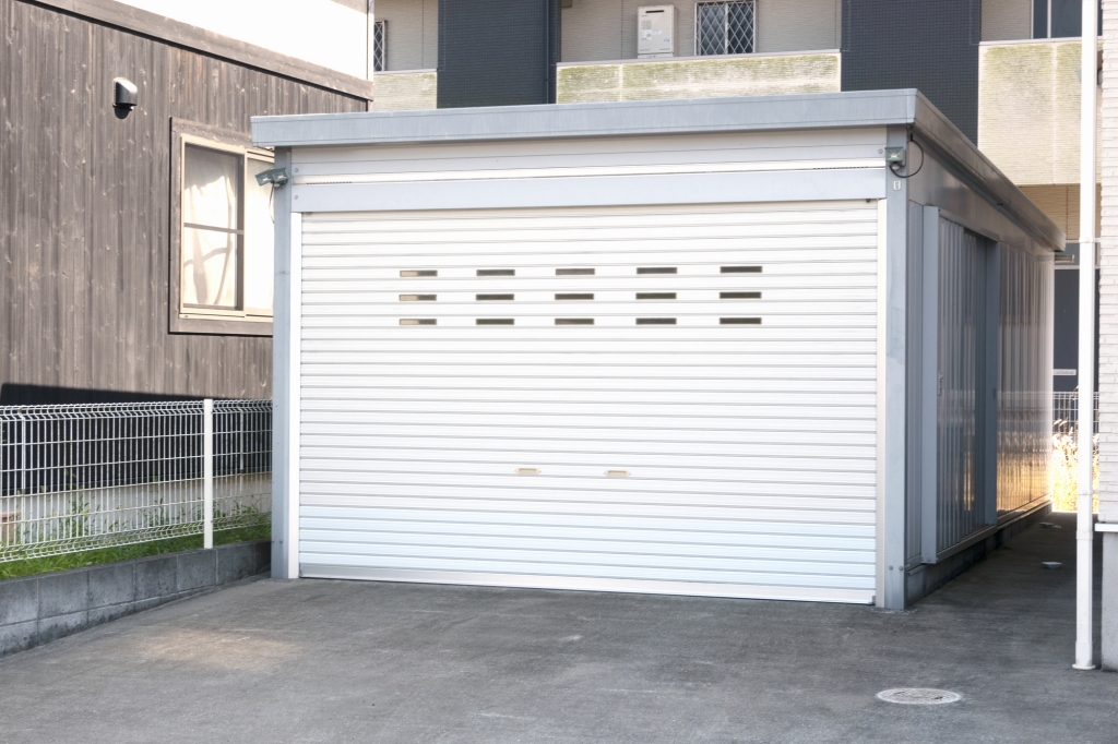 固定資産税・建築確認申請の費用が発生する