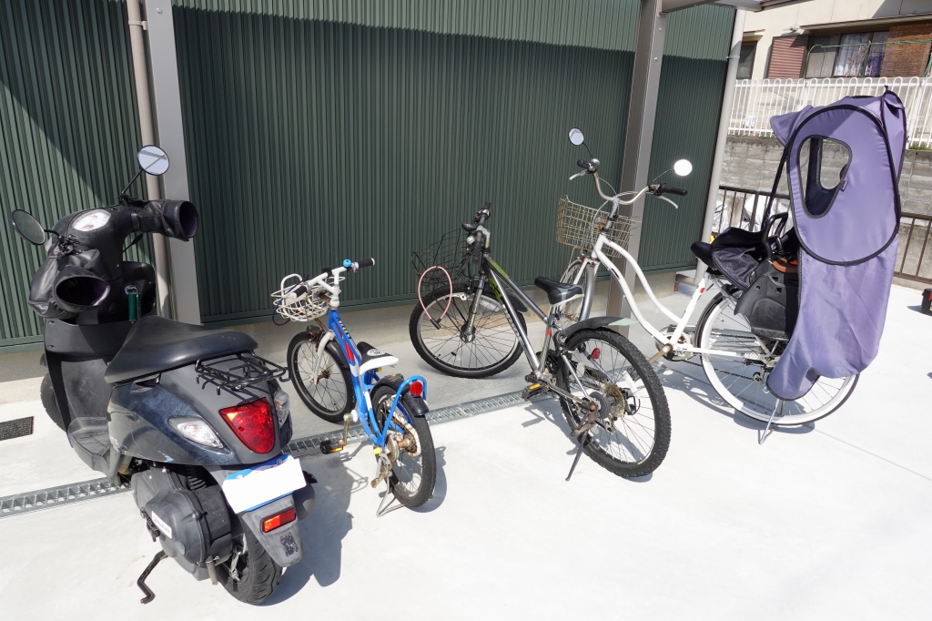 自転車置き場は大人サイズで計測する