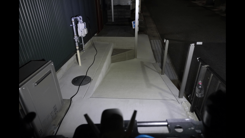 国産「みてるちゃん5+」はセンサーライトが明るい！